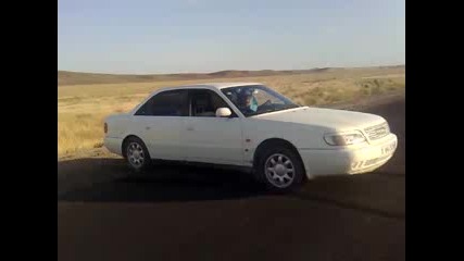 Audi А6 2.6 (burnout)!