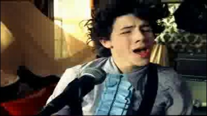 Jonas Brothers - Hold On