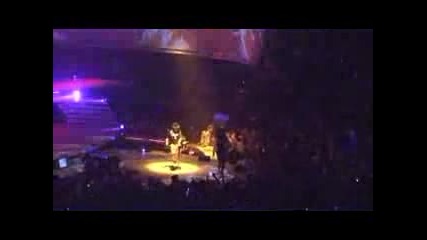 Justin Timberlake Falls