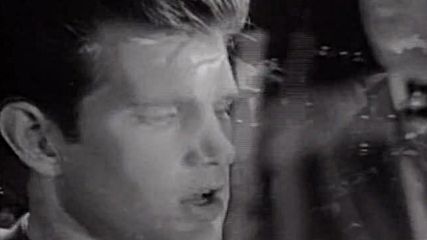 Chris Isaak- Blue hotel