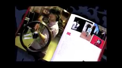 Jonas Brothers - Burning Up Book