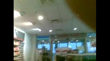 Ангел си търси промоционалната кола