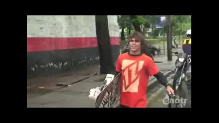Сърф по улиците на Рио де Жанейро 