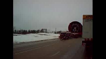камион с извънгабаритен товар 2