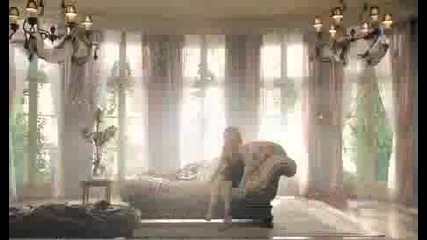 Avril Lavigne - Wild Rose Perfume!!!