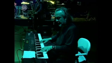 Zdravko Colic - Malo pojacaj radio - (LIVE) - (Marakana 30.06.2001.)