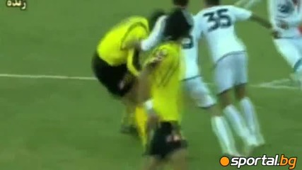 Брилянтен гол на Бруно Сезар, който показва бразилска техника по терените в Иран