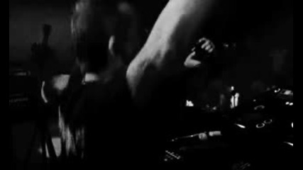 Alex Gaudino Ft. Kelly Rowland - What Feeling