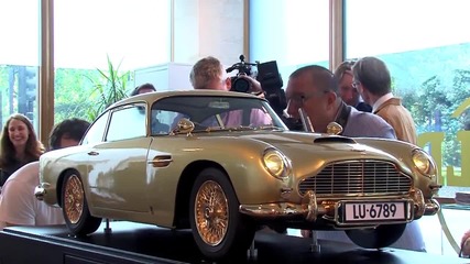 Ето така се изработва златен модел на Aston Martin - Goldfinger
