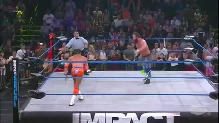 Eric Young - Spike Piledriver