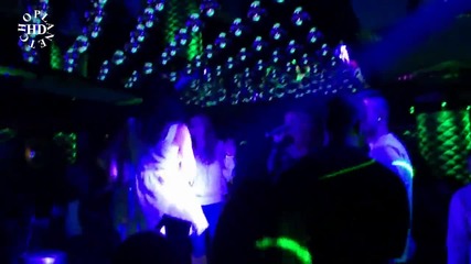 Весела - 300 нощи 300 дни(live от Playhouse) - By Planetcho