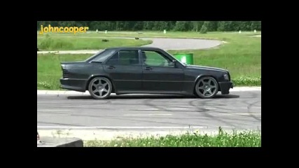 Mercedes 190e Cosworth = Лудницаа 