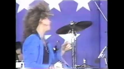 Bon Jovi Runaway Live Farm Aid 1985 