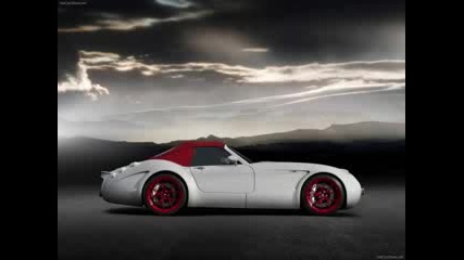Wiesmann Roadster Mf5 Vs Ferrari 458 Italia 