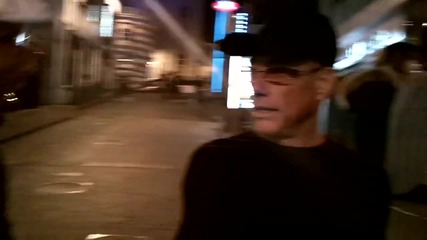 Жан - Клод Ван Дам с компания в Хонг Конг
