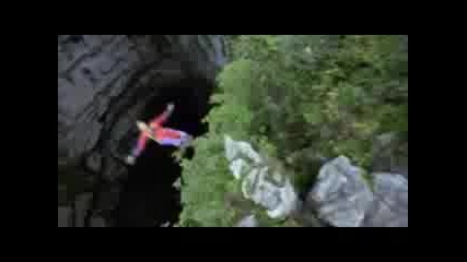 Скок в пещера с парашут - супер екстремно