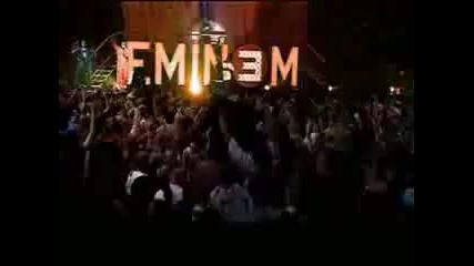 Eminem - The real Slim Shady (the Up In Smoke Tour) Live 