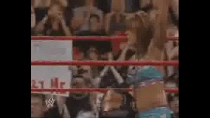 Mickie James