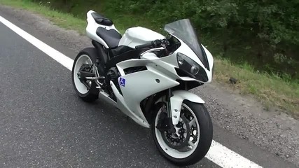 Yamaha R1 Rn19