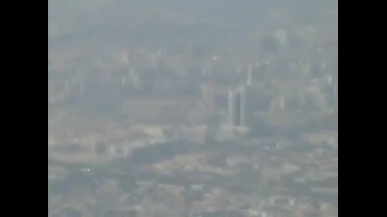 Още едно клипче с гледка от върха на Бурж Халифа 
