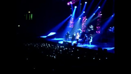 Kelly Clarkson Sober Live Wembley February 2010 