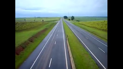 Луда Гонка Nissan Gtr vs Bmw S1000rr
