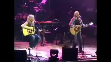 Def Leppard - When Love And Hate Collide - Sheffield Acoustic