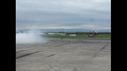 Пръскане на гума Бмв М3 (9 Национален Бмв Събор)