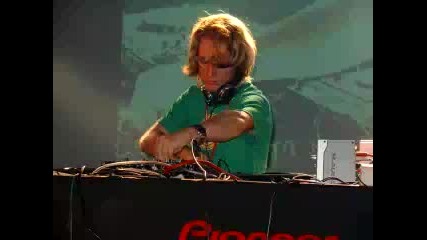 Charlie May Vs. Sasha - Seal Clubbing (james Zabiela Remix).flv