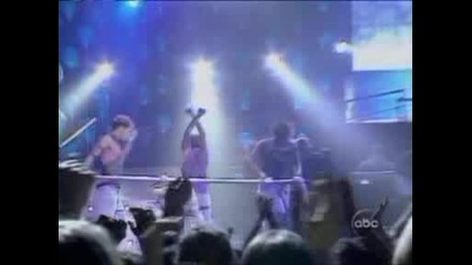 Britney Spears - Stronger(live at Radio Music Awards 11.04.00)