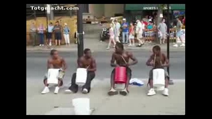 Улични Барабанисти