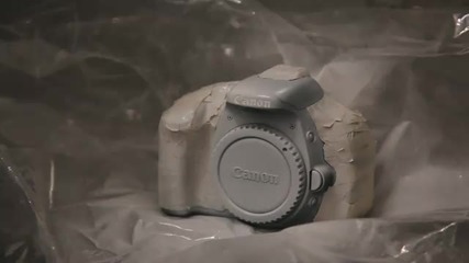 Kai painted another Dslr (this time Canon!) 