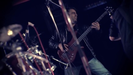 Painout - H.u.l.l.a. (official Live)
