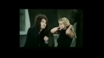 Britney Spears And Russell Brand - Отпаднали сцени