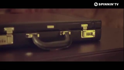 Chrizzo Maxim feat. Amanda Wilson - Runaway ( Официално Видео )