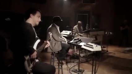 The Roots ft John Legend - Hard Times 