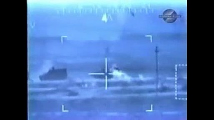 Ah - 64 Apache атакува цели в Ирак,  камера на оръжието