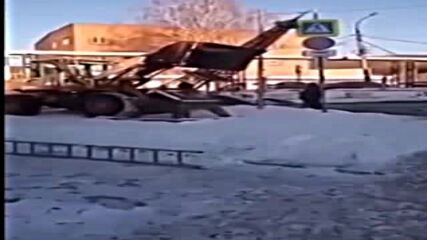 Mакрон,танкове....самара!!