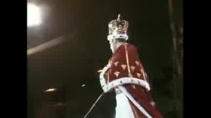 Queen - We Are The Champions(live)