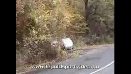 Картонените лъвове дрифтят - trabant 601 