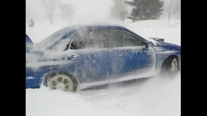 Subaru на сняг