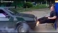 Луд руснак срещу автомобил