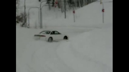 Snow drifting in Japan 