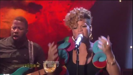 Rihanna - Dont Stop The Music Live (ellen Degeneres Show - Jan 2010) ( High Quality) 