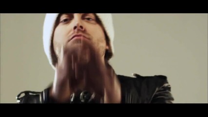 Million Dan Feat. Sway, Durrty Goodz & Buggsy - Bass Clap