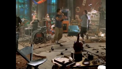 Simple Plan - Addicted
