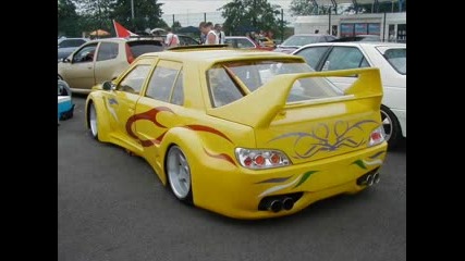 Momo Cool Cars