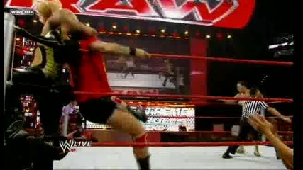 Raw 05/25/09 Santino Marella & Mickie James vs Chavo Guerrero & Beth Pheonix