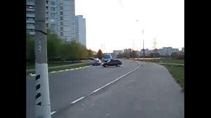 Лада Върти Яко Гуми