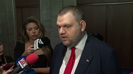 Без кворум: Провали се извънредното заседание на парламента заради помилването на Огнян Атанасов